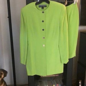 Ladies Lime Green 2pc suit- Linda Allard -Ellen Tracy